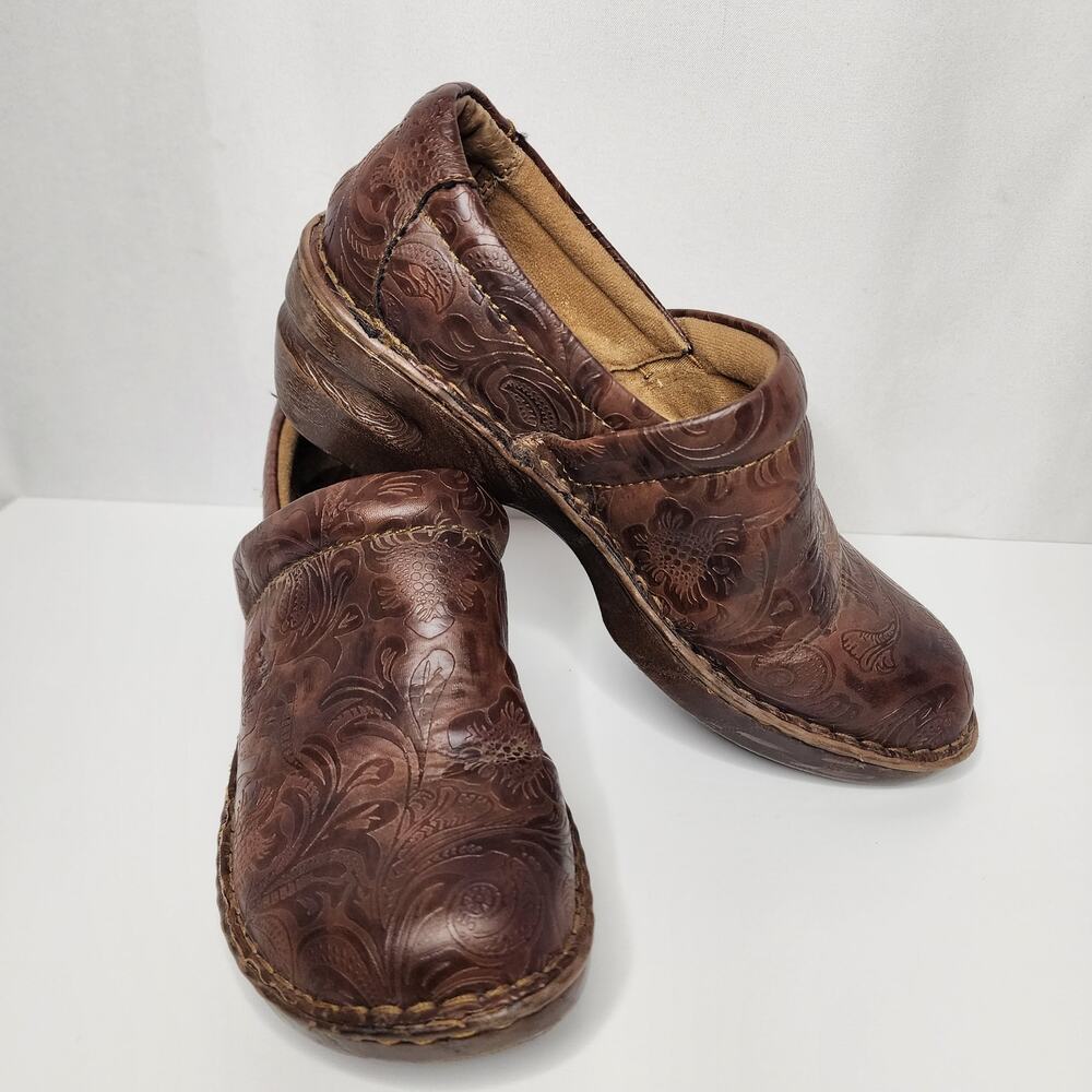 Born Concept BOC Women's Clogs Size 8.5 Brown Slip-on